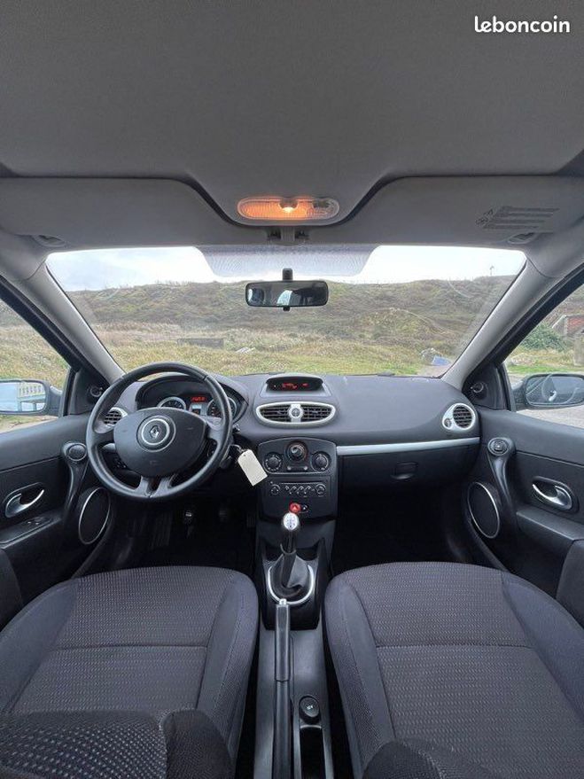 Renault Clio 3 1.2 Bleu de 2006