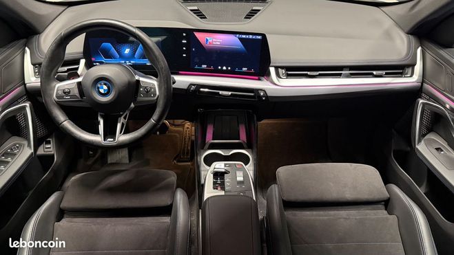 BMW iX1 20 electric 205 e-drive 92ppm 66.5kwh m- Blanc de 2024