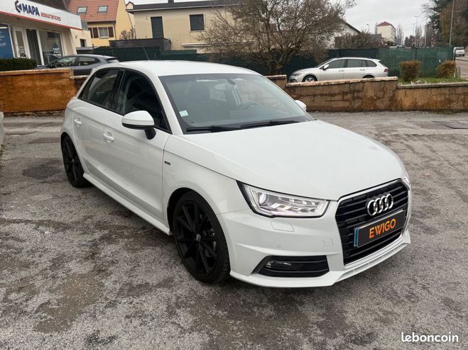 Audi A1 Sportback 1.4 tfsi 125 ch s line Blanc de 2017
