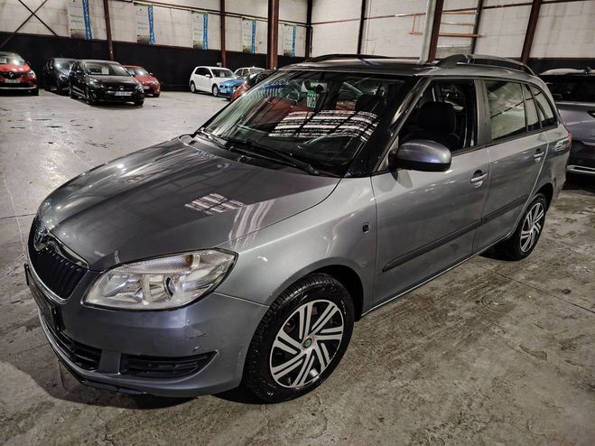 Skoda Fabia II (2) Combi 1.6 TDI75 Ambition2 GRIS F de 2012