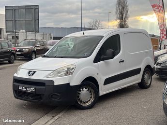  Voir détails -Peugeot Partner 1.6 HDI 75ch Pack Clim 3 Places à Saint-Martin-d'Hres (38)