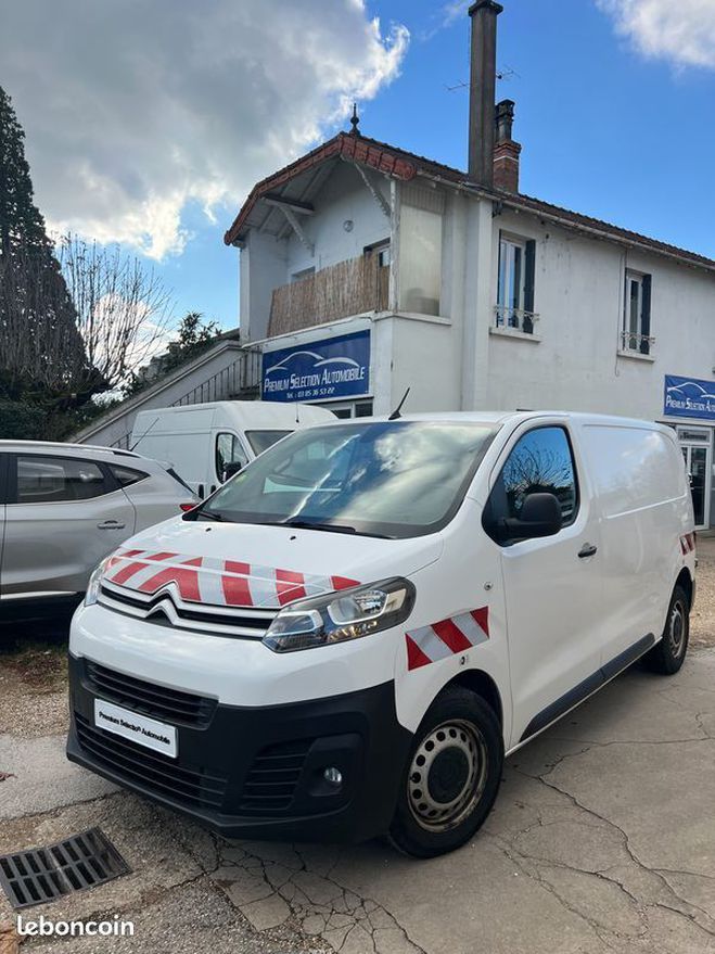 Cliquer pour voir la photo suivante Citroen Jumpy M 2.0 BlueHDi 122cv 3 Places Blanc de 2020