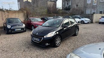  Voir d&eacute;tails -Peugeot 208 HDI 1.4 68CH bo�te automatique &agrave; Metz (57)
