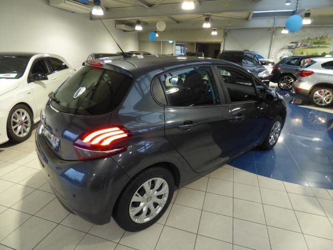 Peugeot 208 1.2 PureTech 82ch BVM5 Active GRIS de 2016