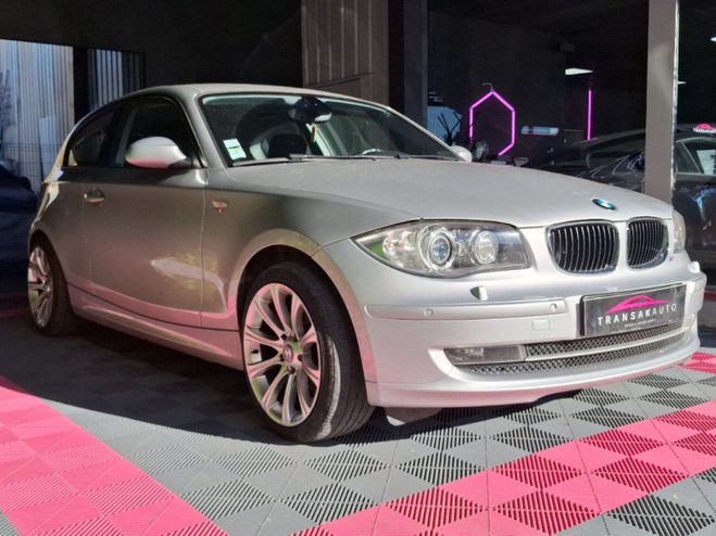 BMW Serie 1 E81 120i 2.0l 170 ch Excellis ~ Phare X� Gris de 2009
