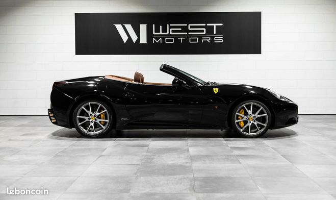 Ferrari California 4.3 V8 460 Ch ? Immat France Peinture NE Noir de 2010