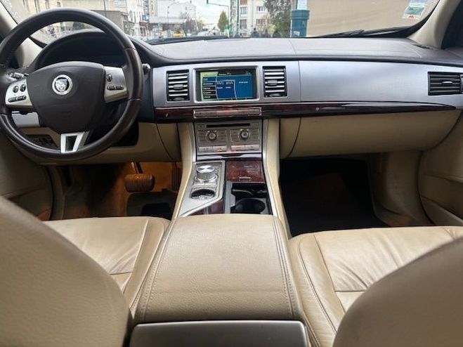 Jaguar XF 3.0 V6 D 211CH EDITION LIMITEE NOIR de 2010