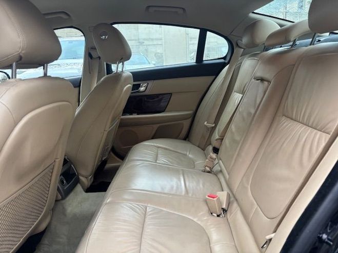 Jaguar XF 3.0 V6 D 211CH EDITION LIMITEE NOIR de 2010