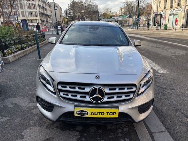Mercedes Classe GLA 180 D FASCINATION 7G-DCT GRIS de 2017