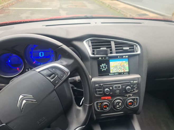 Citroen C4 1.6 VTI SEDUCTION Rouge de 2013