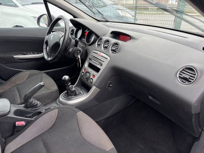 Peugeot 308 (2) 1.6 E-HDI 112 ACTIVE BVM6 Noir de 2012