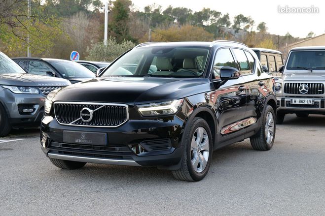 Cliquer pour voir la photo suivante Volvo XC40 d3 150 ch momentum geartronic 8 distri o Noir de 2018