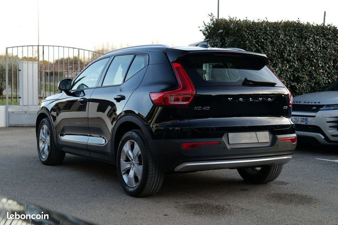 Volvo XC40 d3 150 ch momentum geartronic 8 distri o Noir de 2018