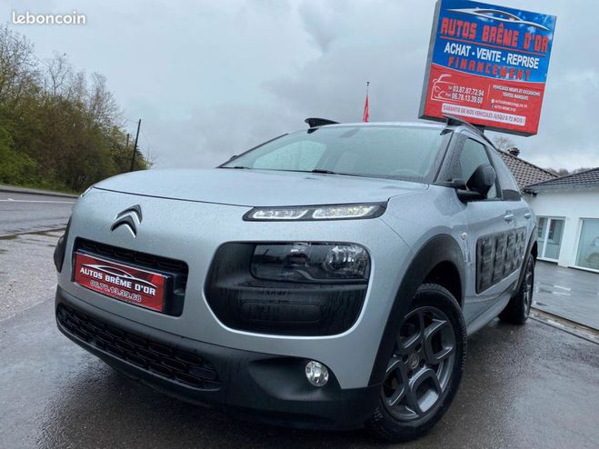 Cliquer pour voir la photo suivante Citroen C4 Cactus 119/mois essence FEEL GPS Airbumps Clim Gris de 2017