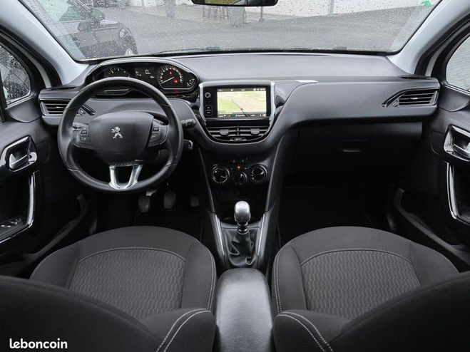 Peugeot 208 AFFAIRE 109 HT/mois HDI 100ch 5Portes PR Blanc de 2019