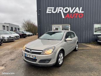  Voir détails -Opel Astra 1.8 125ch COSMO 5P à Fontenay-sur-Eure (28)