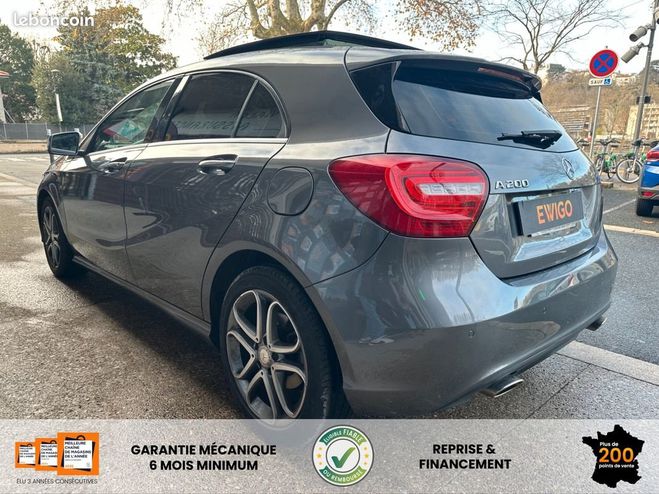 Mercedes Classe A iii (w176) 200 fascination 7g-dct toit o Gris de 2014