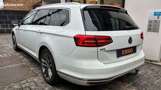 Volkswagen Passat sw gte 1.4 tsi plug-in hybrid 218ch dsg6 Blanc de 2018
