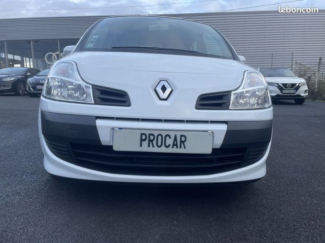 Renault Modus 1.2 16V 75CH [URL masque pour votre sc Blanc de 2012