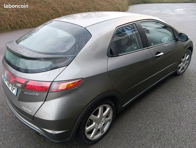 Honda Civic Belle 2.2 cdti pack revision faite tbe c Gris de 2005