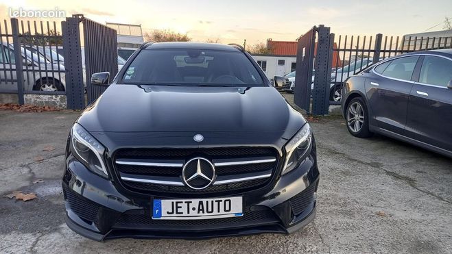 Mercedes Classe GLA Classe 2.1 220 D 177 FASCINATION AMG Noir de 2017
