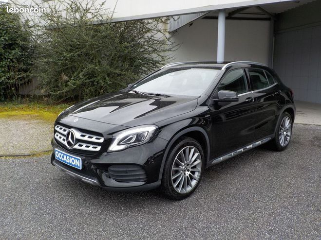 Cliquer pour voir la photo suivante Mercedes Classe GLA Classe 220 d sensation 4matic 7g-dct Noir de 2015