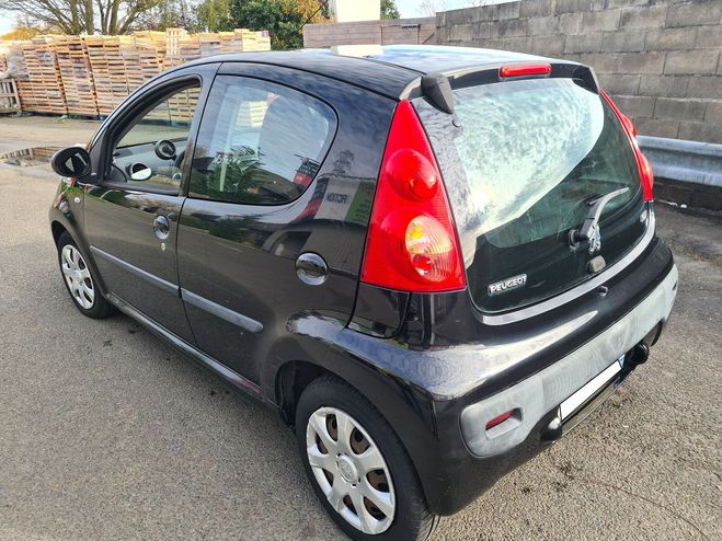 Peugeot 107 1.0 PACK 4 CV Noir de 2010
