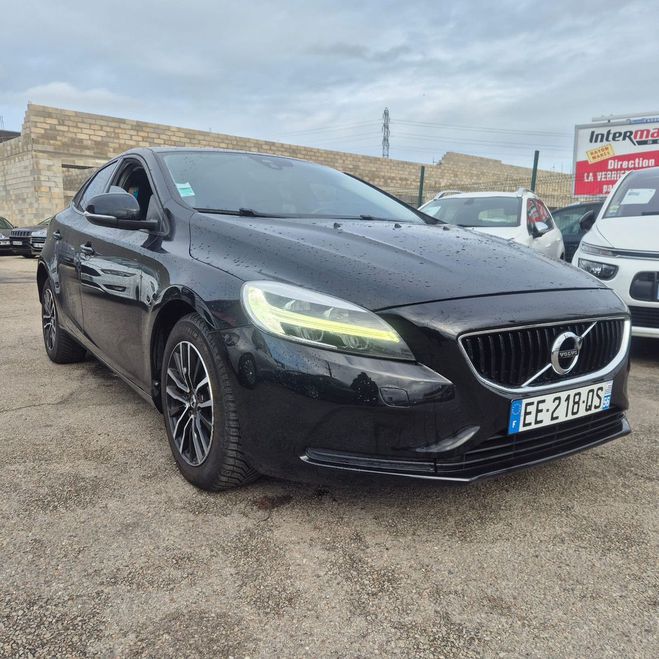 Volvo V40 II (2) 2.0 D2 120 BUSINESS GPS BELLE Noir de 2016