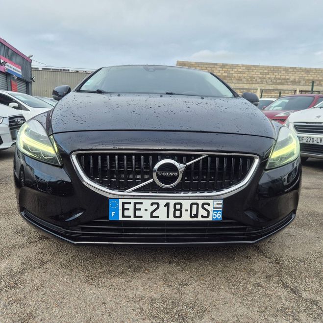 Volvo V40 II (2) 2.0 D2 120 BUSINESS GPS BELLE Noir de 2016