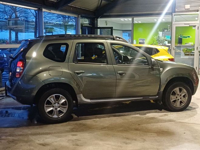 Dacia Duster (2) 1.5 DCI 110 LAUREATE PLUS 4X4 Vert Clair de 2014