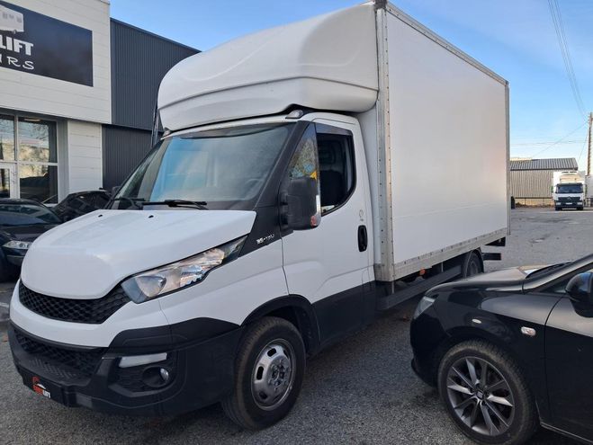 Iveco Daily 35C13 20 M3 - BOITE AUTO CARPLAY CAMERA   de 2015