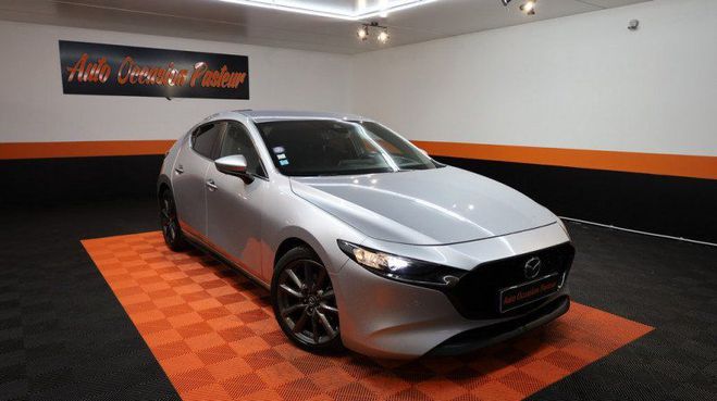 Cliquer pour voir la photo suivante Mazda 3 2.0 E-SKYACTIV-G M-HYBRID 122CH STYLE Gris C de 2020