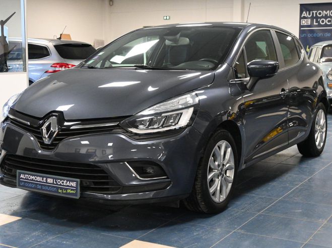 Renault Clio IV TCe 120 Energy EDC Intens Gris de 2017