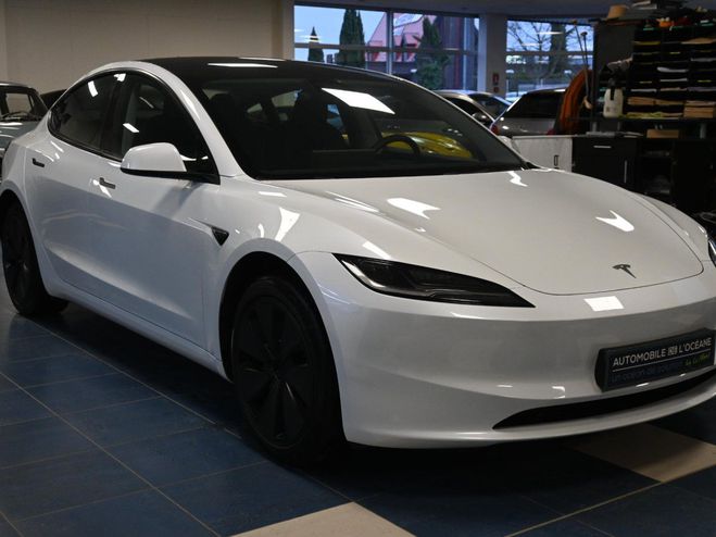 Tesla Model 3 Standard Range RWD Premium Blanc de 2024
