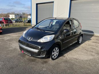  Voir d&eacute;tails -Peugeot 107 1.0i 68CH Trendy CLIM GARANTIE 12M &agrave; Crottet (01)
