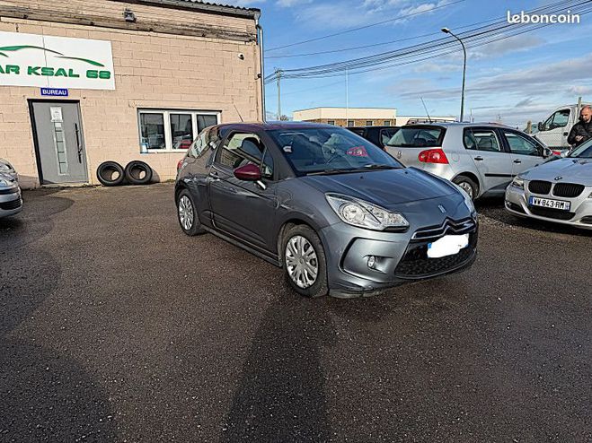 Citroen DS3 1.4 VTI CHIC Gris de 2011