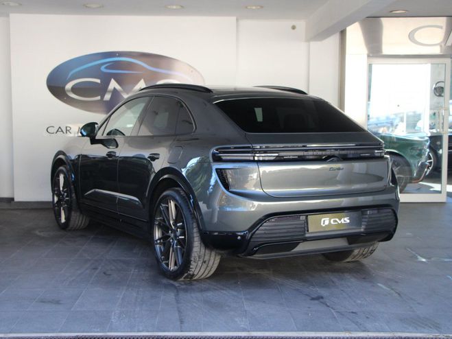 Porsche Macan ELECTRIQUE Turbo 639 ch Vert de 2024