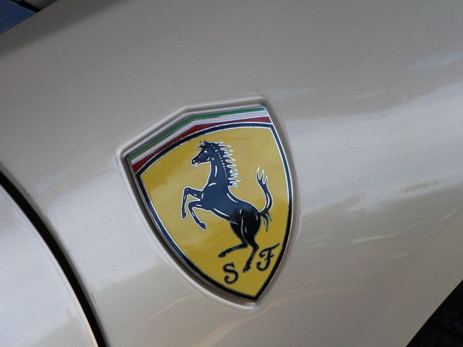 Ferrari 458 Italia Spider 4.5 V8 570ch cabriolet Blanc de 2012