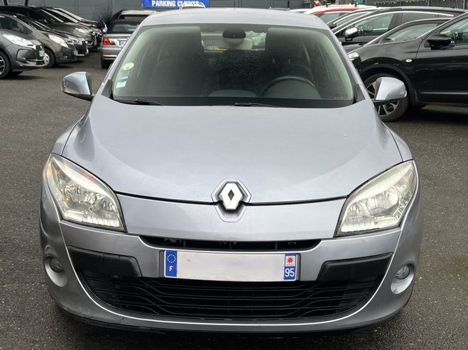 Renault Megane 3 III 2.0 16V 140 Cv BOITE AUTOMATIQUE 5 Gris de 2009