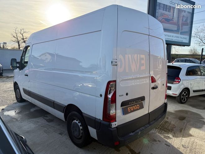 Renault Master vu 2.3 bluedci 135 ch confort l2h2 tva r Blanc de 2021