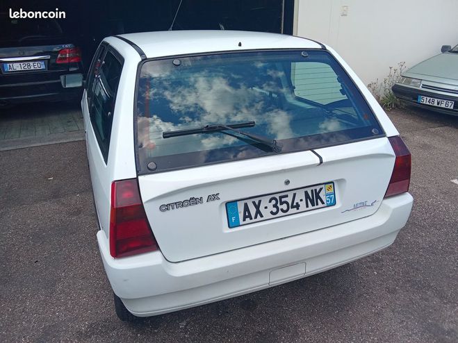 Citroen AX Belle 1992 1l tonic etat ct ok Blanc de 1992
