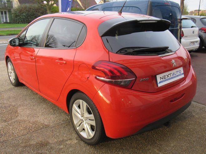 Peugeot 208 1.2 PURETECH 82CH STYLE 5P Orange de 2017