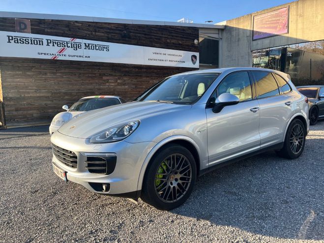 Porsche Cayenne S Hybrid V6 3.0L 416cv gris de 2017