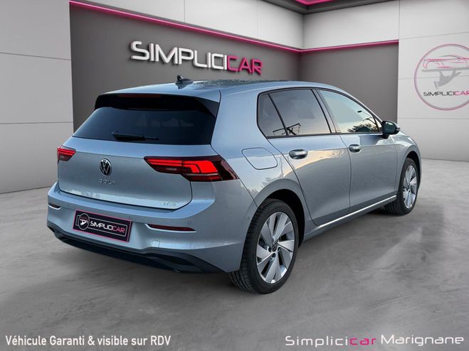 Volkswagen Golf VIII 1.5 E-TSI - 16V TURBO HYBRID mild h Blanc de 2025