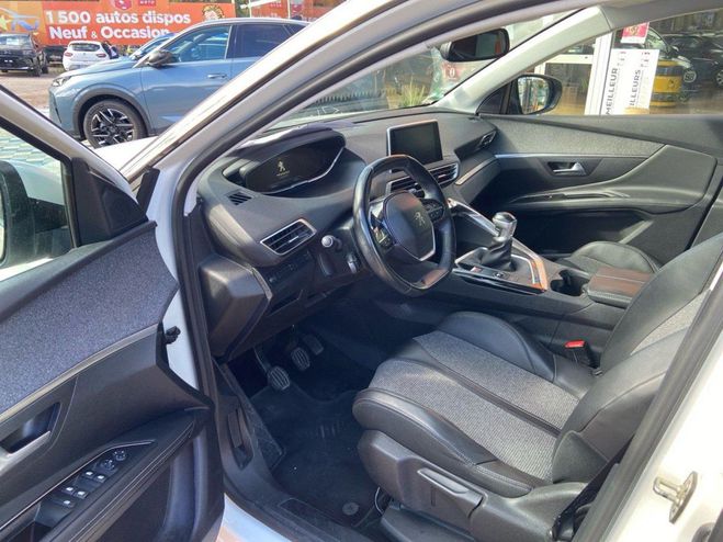 Peugeot 3008 1.5 BlueHdi 130 ALLURE Blanc de 2018
