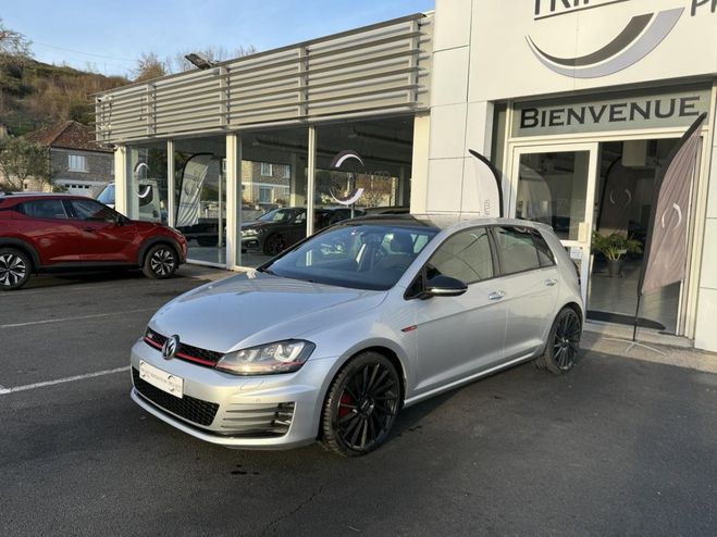 Volkswagen Golf GTI 2.0 16V TSI BlueMotion - 230 BERLINE GRIS CLAIR de 2013
