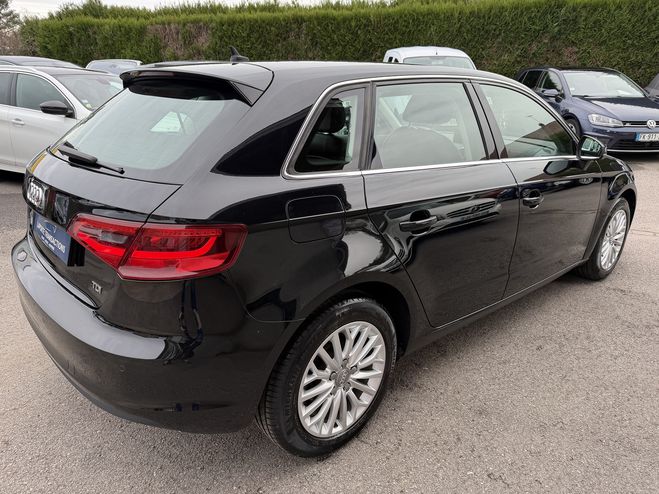 Audi A3 1.6 TDI 105CH FAP AMBIENTE S TRONIC 7 NOIR de 2014