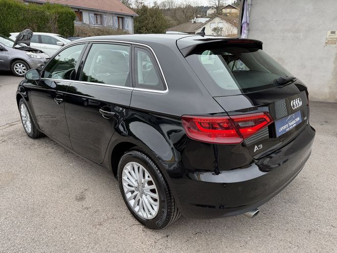 Audi A3 1.6 TDI 105CH FAP AMBIENTE S TRONIC 7 NOIR de 2014