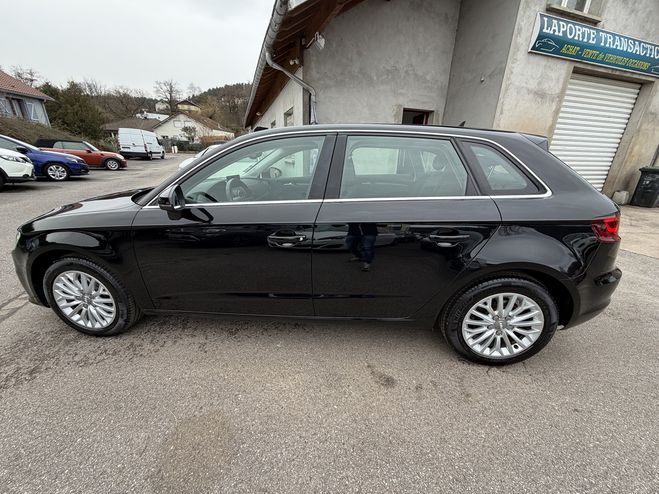 Audi A3 1.6 TDI 105CH FAP AMBIENTE S TRONIC 7 NOIR de 2014