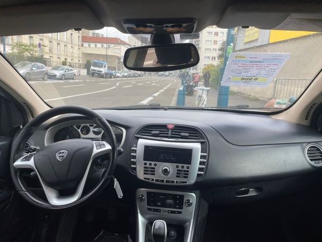 Lancia Delta 1.6 MULTIJET 120 16V DPF GOLD BLANC de 2012